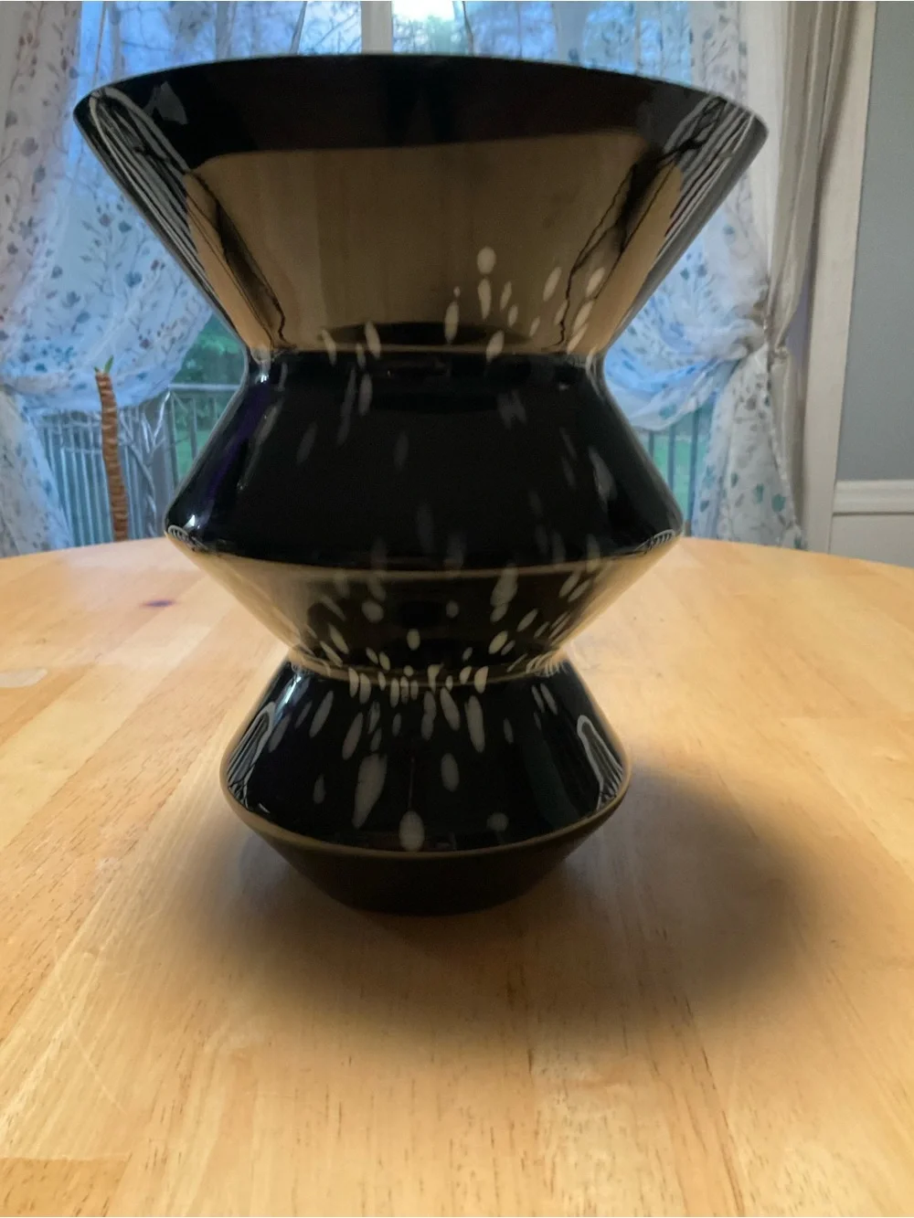 N/A elegant black